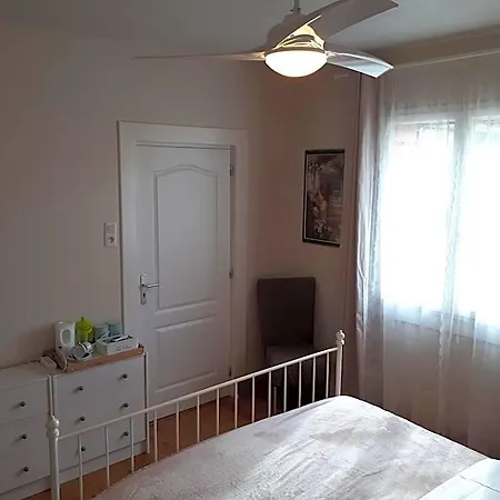 Mostarlic Bed & Breakfast 3*